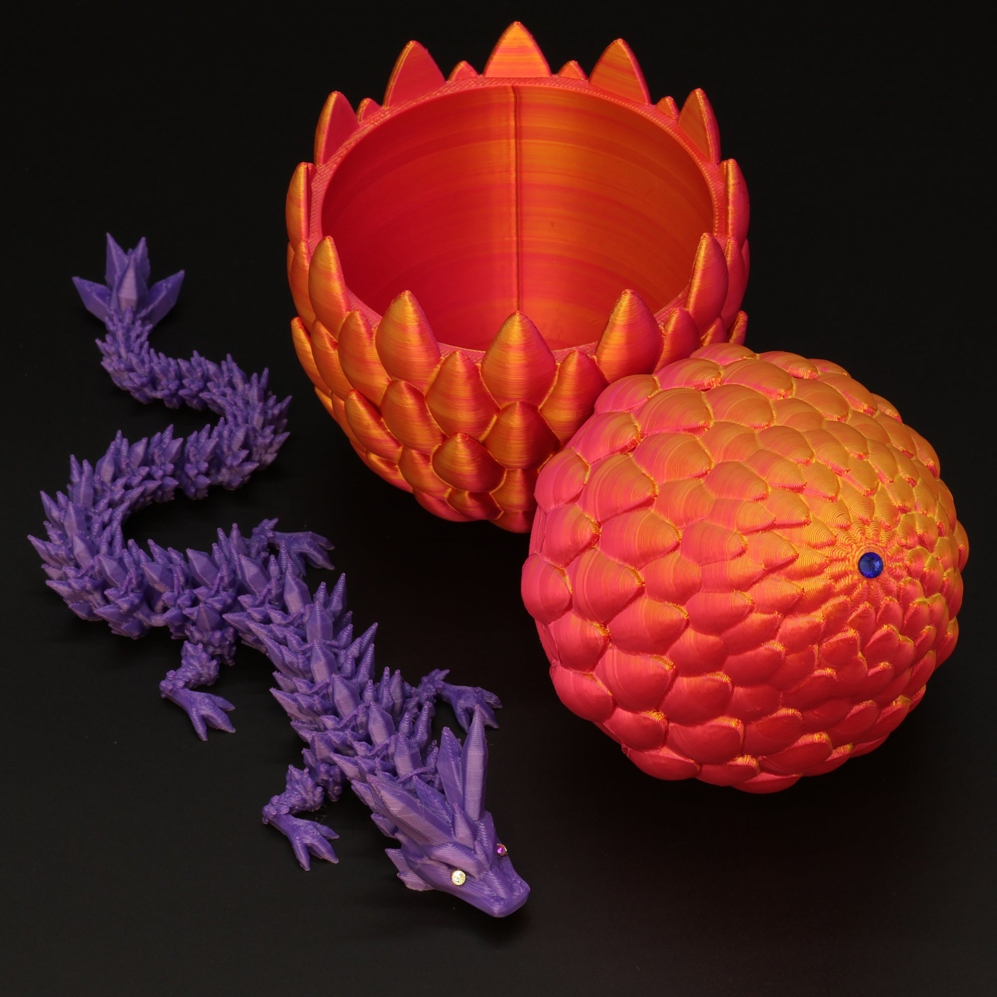 3D Printed Dragon Egg w/ Dragon