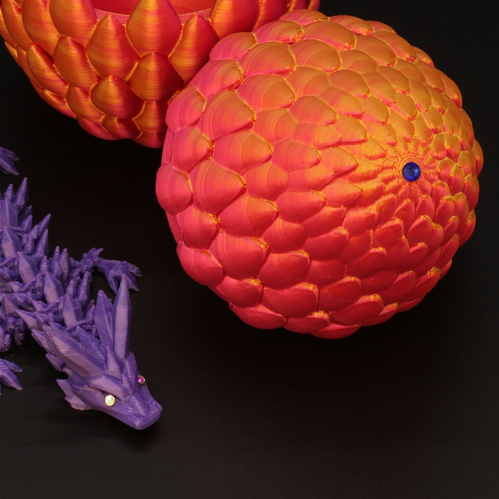 3D Printed Dragon Egg w/ Dragon