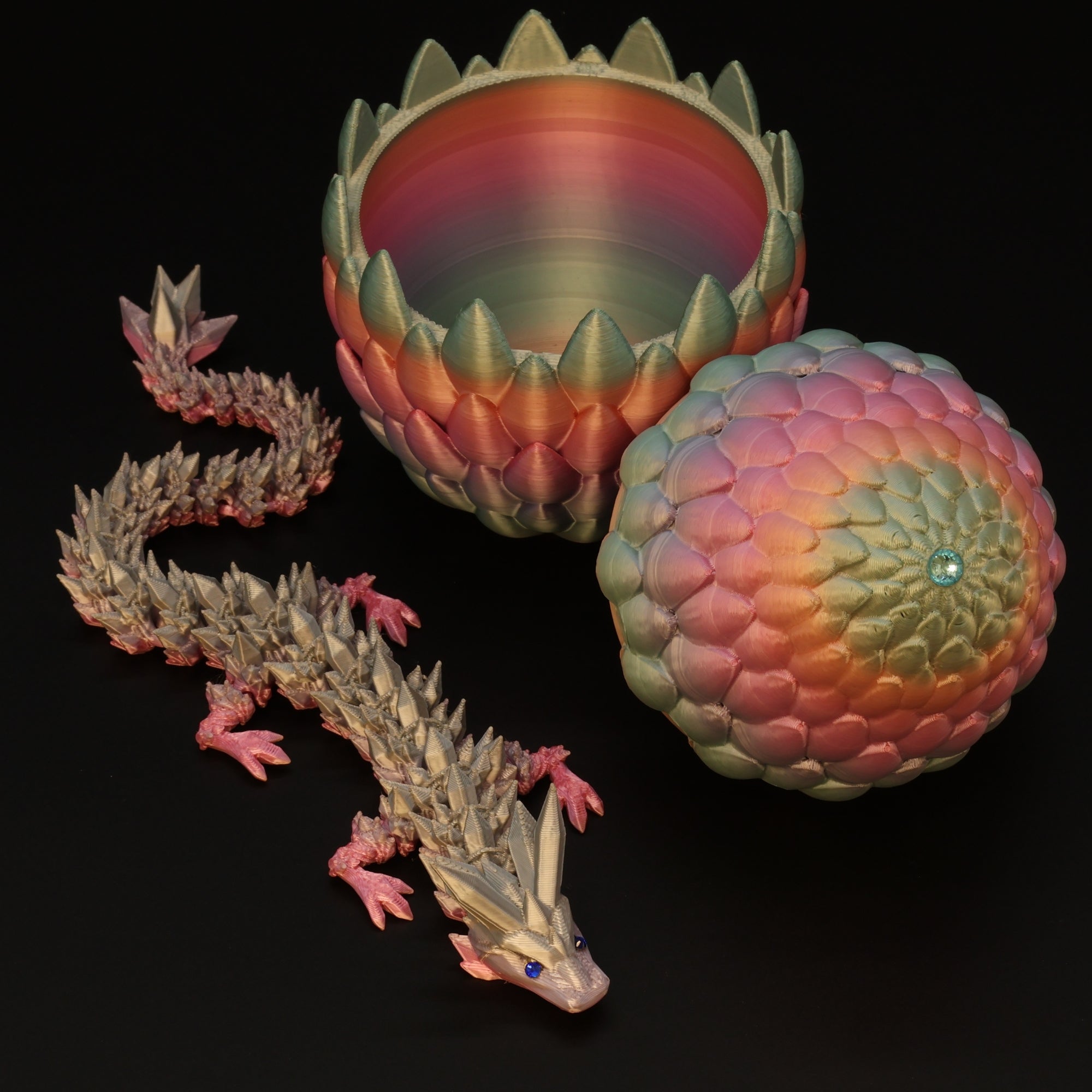 3D Printed Dragon Egg w/ Dragon