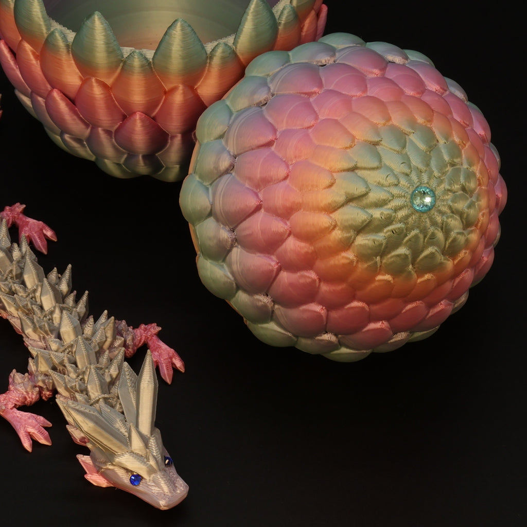 3D Printed Dragon Egg w/ Dragon