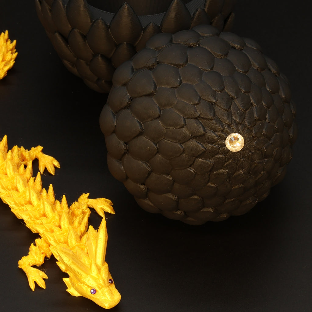 3D Printed Dragon Egg w/ Dragon