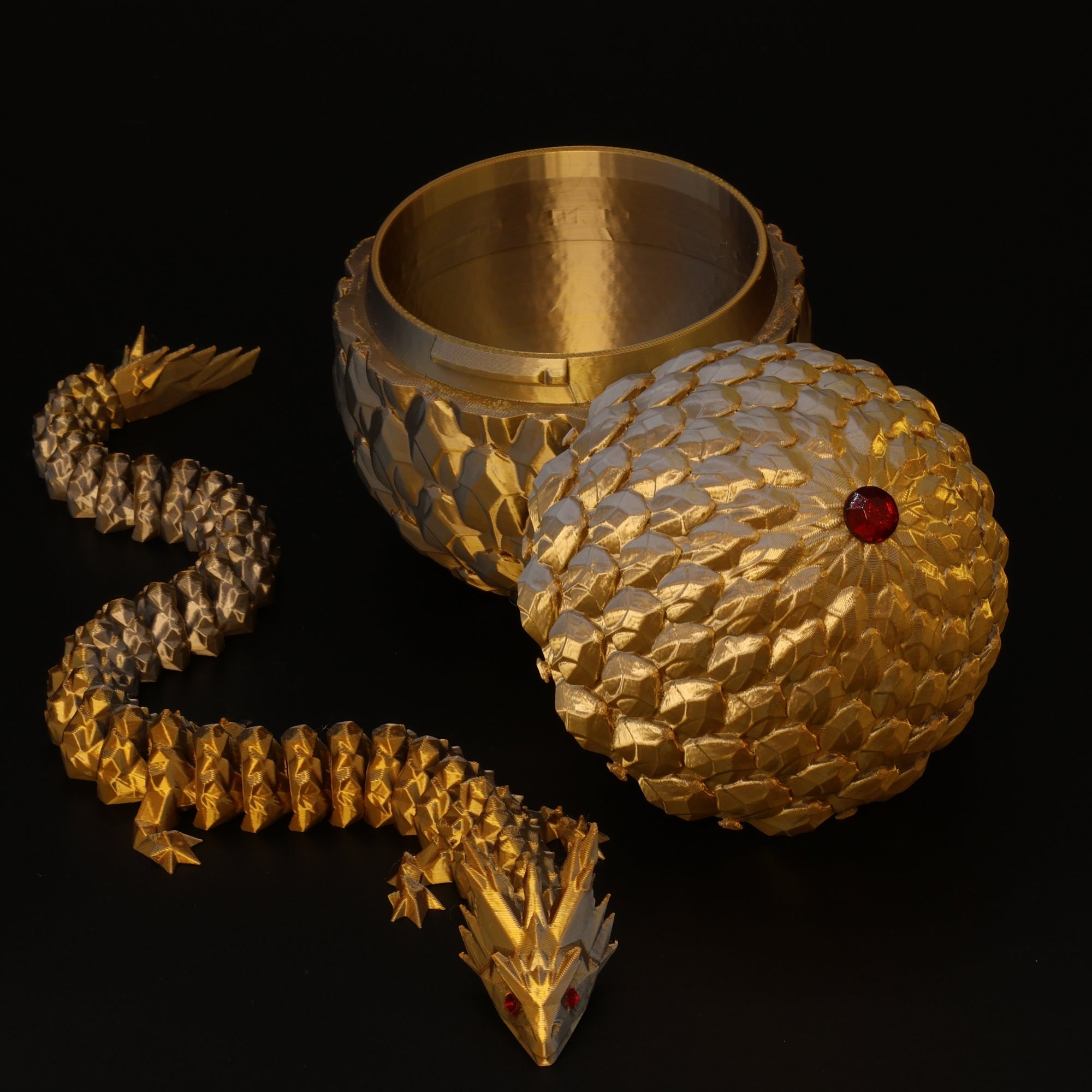3D Printed Dragon Egg w/ Dragon